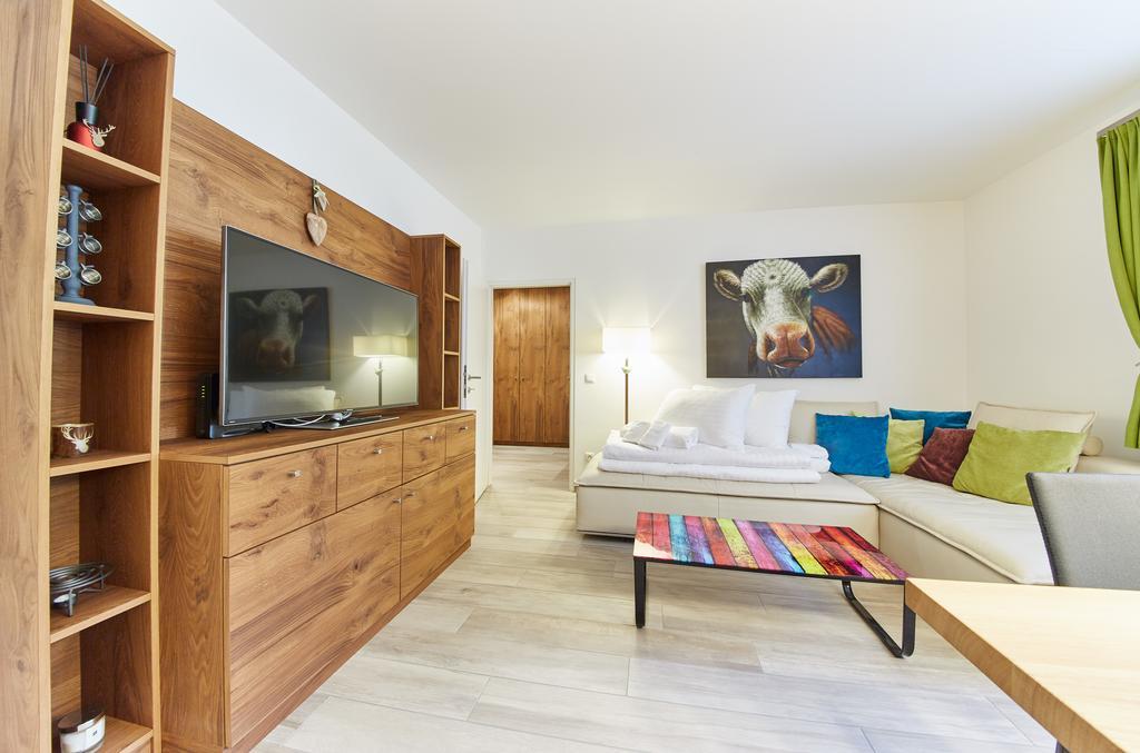 Appartement Diamond ザールバッハ・ヒンターグレム エクステリア 写真